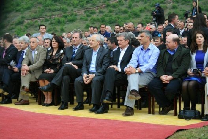 Тачијев ујак Азем Суља уз помоћ корумпираног "Еулекса" отео 600 хектара српске земље Тачијев ујак Азем Суља уз помоћ корумпираног "Еулекса" отео 600 хектара српске земље