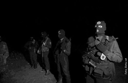 Шиптарски терористи који су напали зграду македонске Владе планирају и нападе на полицијске станице Шиптарски терористи који су напали зграду македонске Владе планирају и нападе на полицијске станице