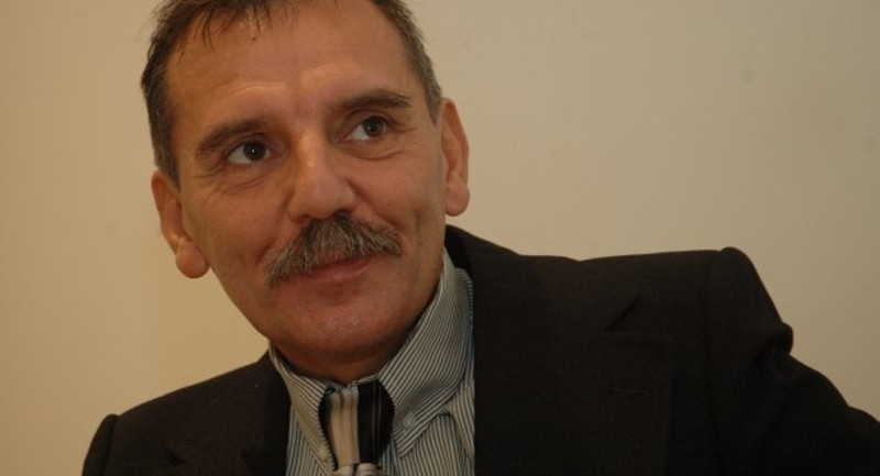 Споменици окупације у царству туђих и сопствених лажи Споменици окупације у царству туђих и сопствених лажи