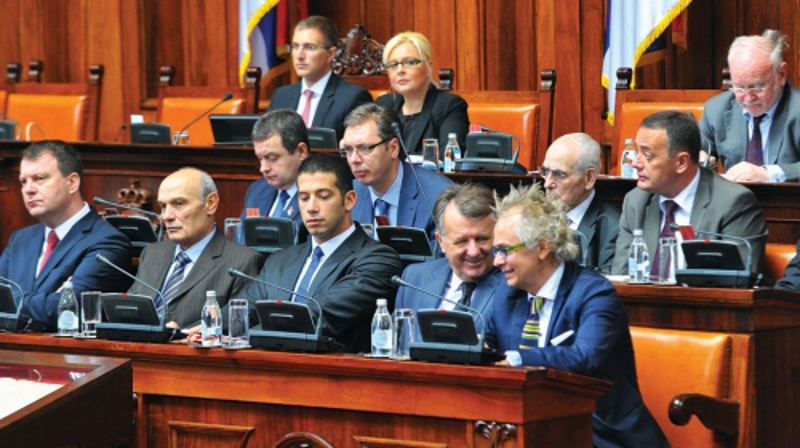Ружићу, проституција је већ легализована у Србији, кад уђеш у "Народну" Скупштину погледај около па нам јави шта и кога видиш!