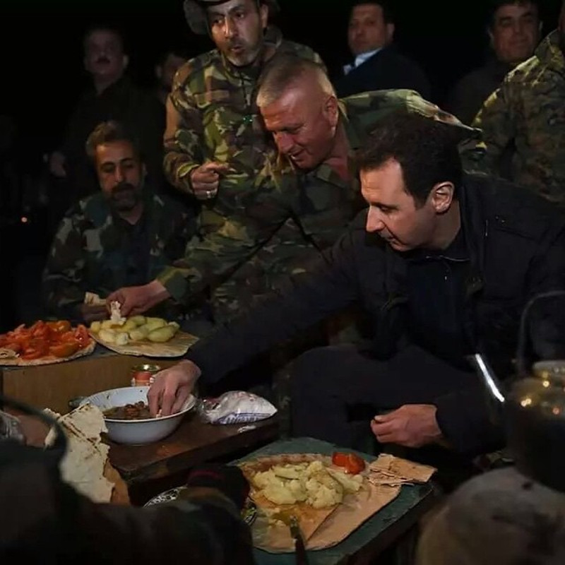 Погледајте како Башар Ел Асад слави Нову годину! Погледајте како Башар Ел Асад слави Нову годину!