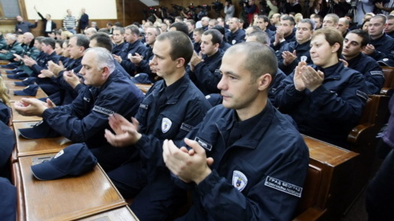 Kомунална милиција ће асистирати центрима за социјални рад приликом одузимања деце и извршитељима током пленидбе имовине ! Kомунална милиција ће асистирати центрима за социјални рад приликом одузимања деце и извршитељима током пленидбе имовине !