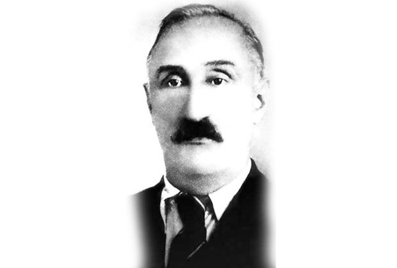 Мустафа Голубић - Четник, Црнорукац, Солунац, генерал НКВД-а (документарни филм) Мустафа Голубић - Четник, Црнорукац, Солунац, генерал НКВД-а (документарни филм)