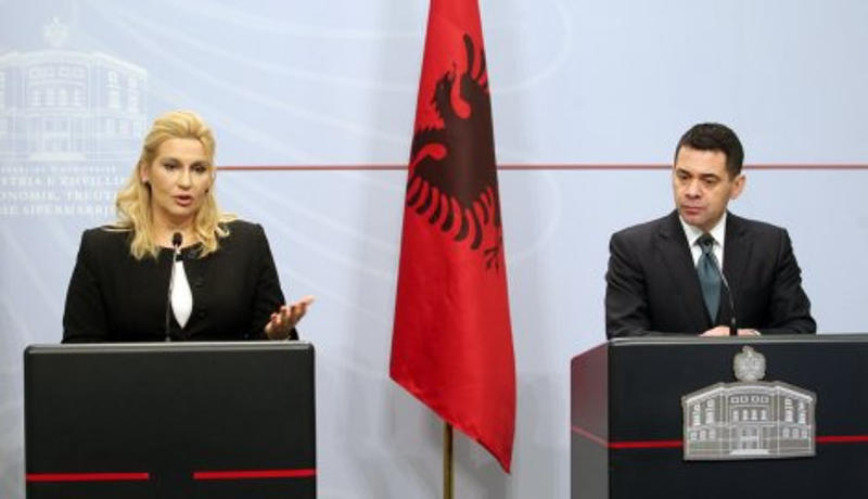 Зорана Михајловић у Албанији: Градимо ауто пут Ниш-Приштина-Тирана Зорана Михајловић у Албанији: Градимо ауто пут Ниш-Приштина-Тирана