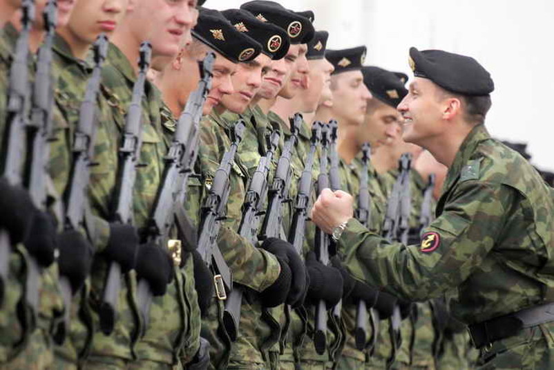 ЦРВЕНА ЛИНИЈА: Наоружавањем Кијева Американци ће развезати руке Русији ЦРВЕНА ЛИНИЈА: Наоружавањем Кијева Американци ће развезати руке Русији