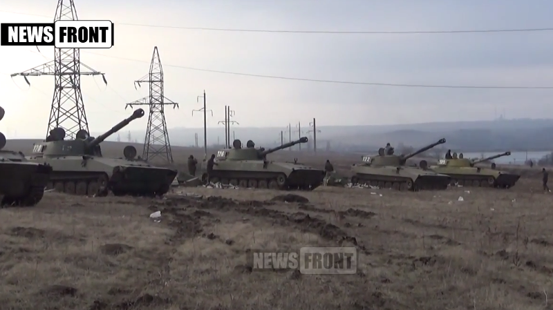 Доњецка и Луганска Република понудиле опкољеним Украјинцима „зелени коридор“ (видео) Доњецка и Луганска Република понудиле опкољеним Украјинцима „зелени коридор“ (видео)