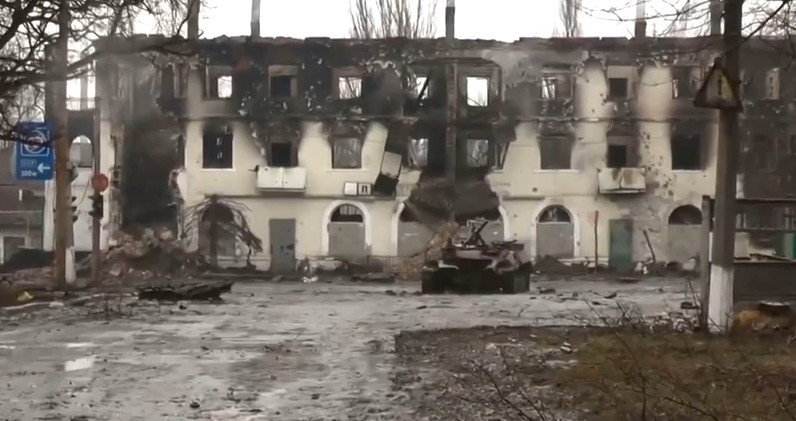 Украјинци изгубили и трећи авион за два дана, у Дебаљцеву паника због „северног ветра” (видео 18+) Украјинци изгубили и трећи авион за два дана, у Дебаљцеву паника због „северног ветра” (видео 18+)