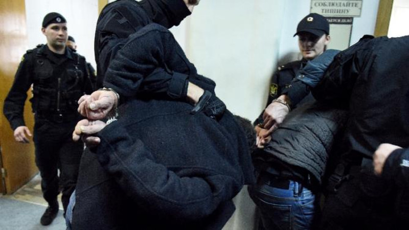Бомбом се разнео један од осумњичених за убиство Њемцова Бомбом се разнео један од осумњичених за убиство Њемцова
