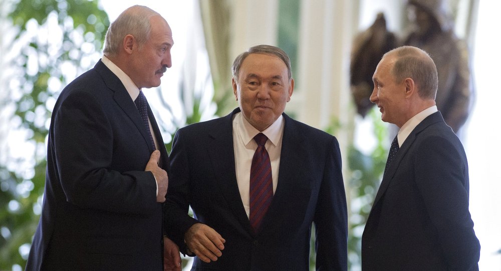Путин најављује валутни савез Русије, Белорусије и Казахстана Путин најављује валутни савез Русије, Белорусије и Казахстана