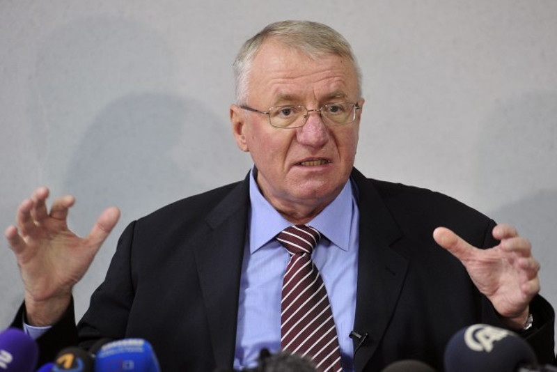 Војислав Шешељ: Србији не штете моји поступци, већ овај издајнички режим