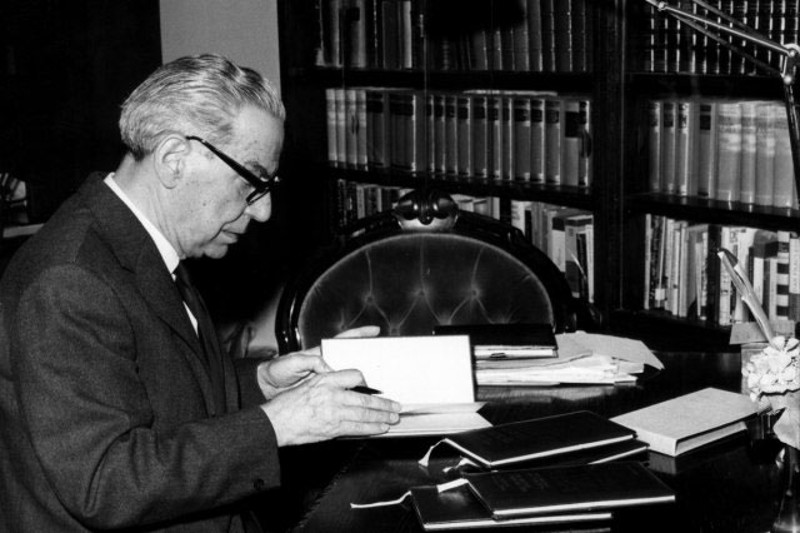 Иво Андрић: Албанију би требало поделити, узимање Скадра је од велике важности Иво Андрић: Албанију би требало поделити, узимање Скадра је од велике важности