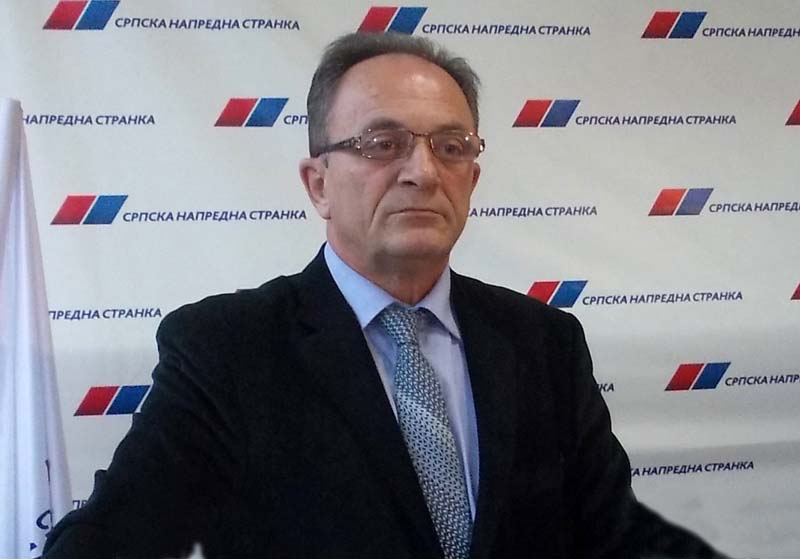 Без цензуре у Лозници где кадрови СНС задужују град како би финансирали предстојећу кампању за локалне изборе (видео) Без цензуре у Лозници где кадрови СНС задужују град како би финансирали предстојећу кампању за локалне изборе (видео)