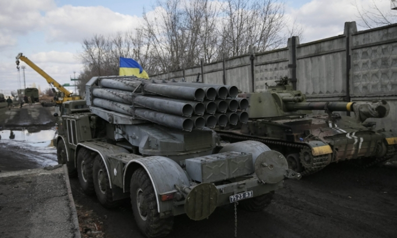 Украјинска наци хунта не одустаје: Настављено гранатирање Доњецка Украјинска наци хунта не одустаје: Настављено гранатирање Доњецка