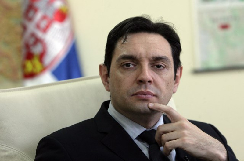Вулин: "Спрема се нова пензијска реформа" (читај као спрема се нова пљачка пензионера) Вулин: "Спрема се нова пензијска реформа" (читај као спрема се нова пљачка пензионера)