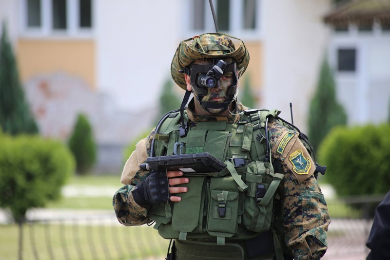 Куманово: Убијено 14 терориста и 8 полицајаца Куманово: Убијено 14 терориста и 8 полицајаца