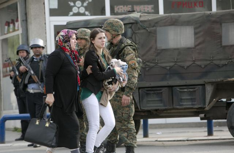 Шиптари из Македоније масовно беже у Србију Шиптари из Македоније масовно беже у Србију