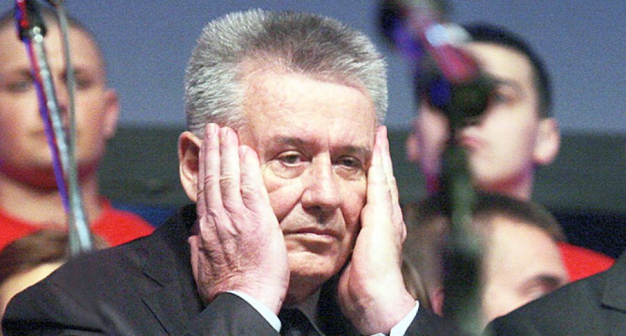 НАЈНОВИЈИ ХИТ ВЕЉЕ ИЛИЋА: Србија да УВЕДЕ ракете на даљинско навођење и да с њима убија град! НАЈНОВИЈИ ХИТ ВЕЉЕ ИЛИЋА: Србија да УВЕДЕ ракете на даљинско навођење и да с њима убија град!