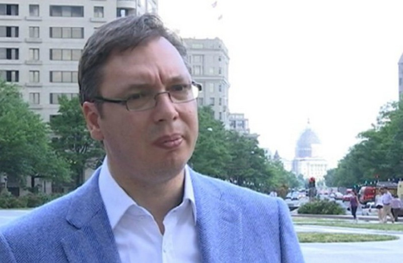 КО ЈЕ БРЕ ОВАЈ НАШМИНКАНИ? Наш Велики Вођа у САД дочекан као обични туриста, дао интервју на улици (видео) КО ЈЕ БРЕ ОВАЈ НАШМИНКАНИ? Наш Велики Вођа у САД дочекан као обични туриста, дао интервју на улици (видео)