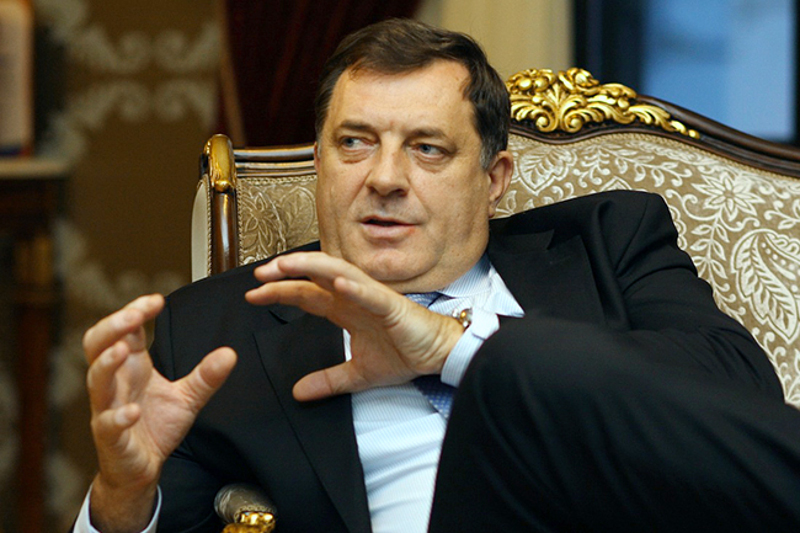 ДОДИК: Британци Србе третирају као мање вредан и потпуно непотребан народ у БиХ ДОДИК: Британци Србе третирају као мање вредан и потпуно непотребан народ у БиХ