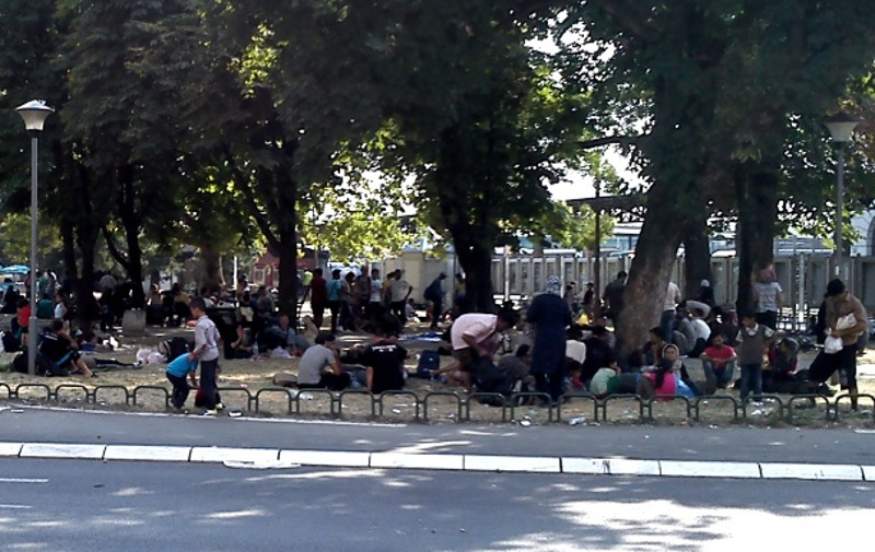 ИНВAЗИЈA AЗИЛAНAТA НA БЕОГРАД: Никад их више није било на једном месту! ИНВAЗИЈA AЗИЛAНAТA НA БЕОГРАД: Никад их више није било на једном месту!