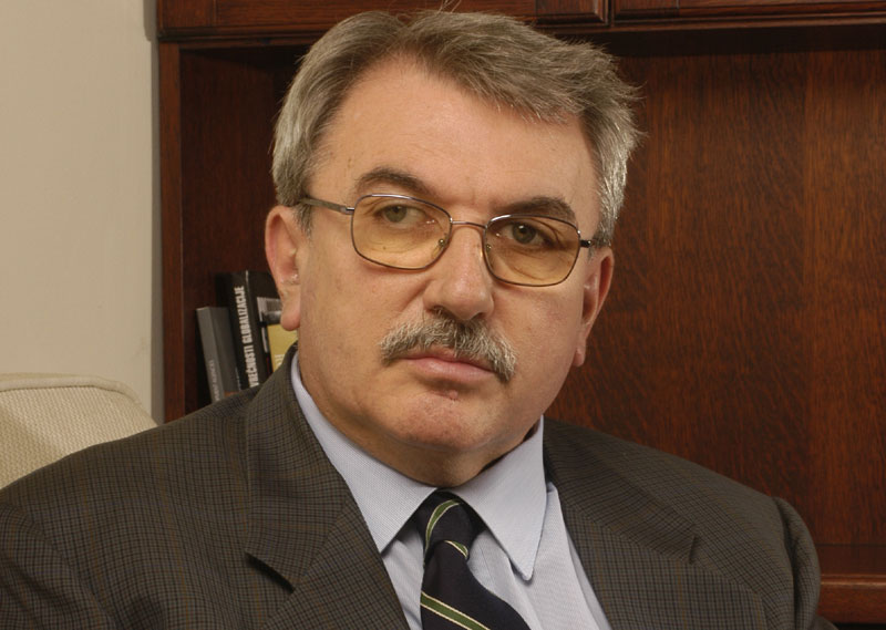 Др Данијел Цвјетићанин: Грчка као опомена Др Данијел Цвјетићанин: Грчка као опомена