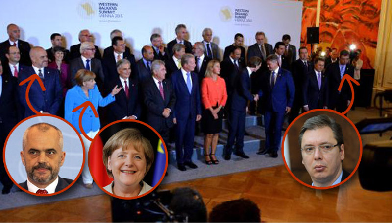 Дадиља Меркел шутнула велеиздајничко недоношче где му је и место! На крај реда Дадиља Меркел шутнула велеиздајничко недоношче где му је и место! На крај реда