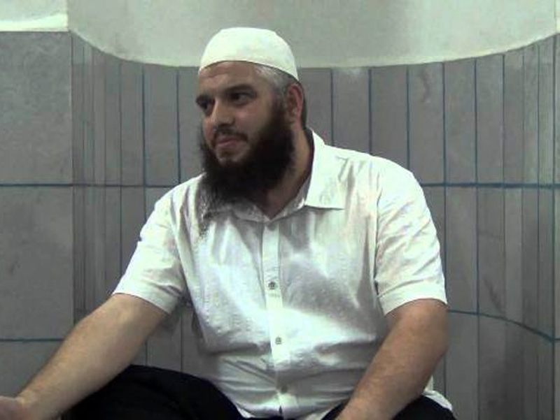 Македонци ухапсили погрешног имама! Приведени имам из Скопља хтео да уништи саудијску династију? Македонци ухапсили погрешног имама! Приведени имам из Скопља хтео да уништи саудијску династију?