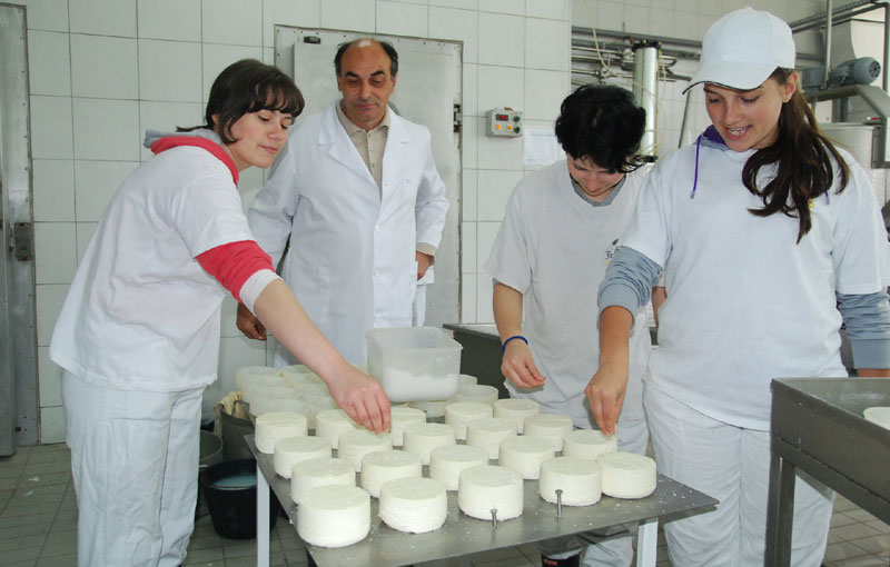 НАПРЕДНО! Републички буџет школама које зарађују празни рачуне! НАПРЕДНО! Републички буџет школама које зарађују празни рачуне!
