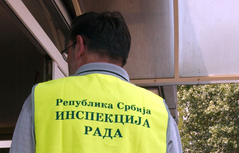 Сваки вас дан затрпавају вестима о болесницима из реалитија али зашто ниједан медиј не преноси овакве вести? Сваки вас дан затрпавају вестима о болесницима из реалитија али зашто ниједан медиј не преноси овакве вести?