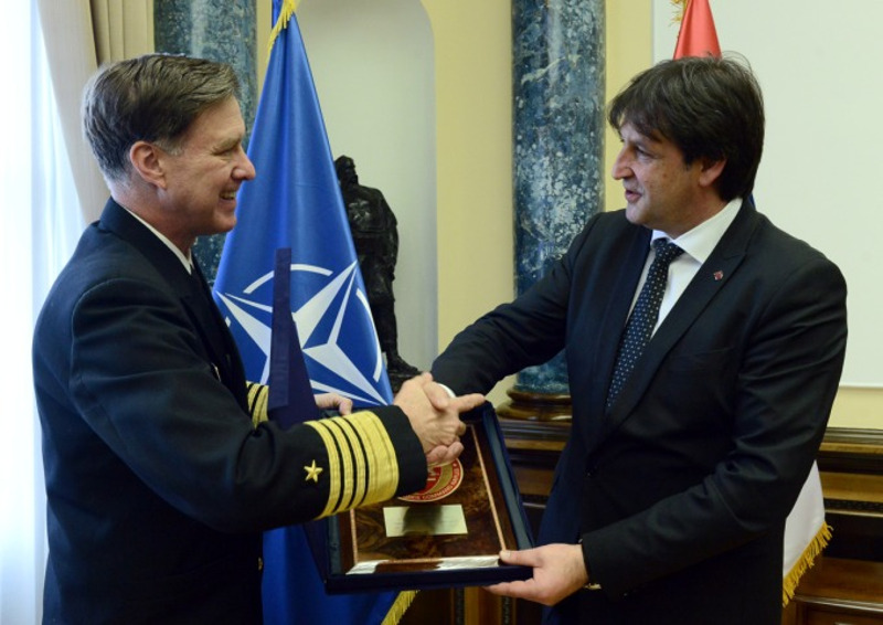 Гашић: Србија је опредељена за НАТО Гашић: Србија је опредељена за НАТО
