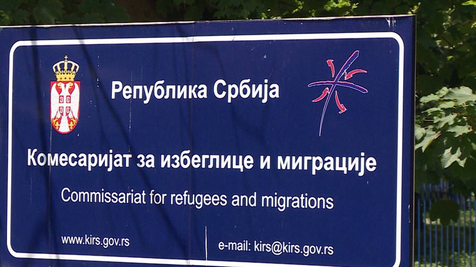 Вучићева влада тражи од општина у Србији да је обавесте о објектима у које би могли да сместе блискоисточне мигранте Вучићева влада тражи од општина у Србији да је обавесте о објектима у које би могли да сместе блискоисточне мигранте