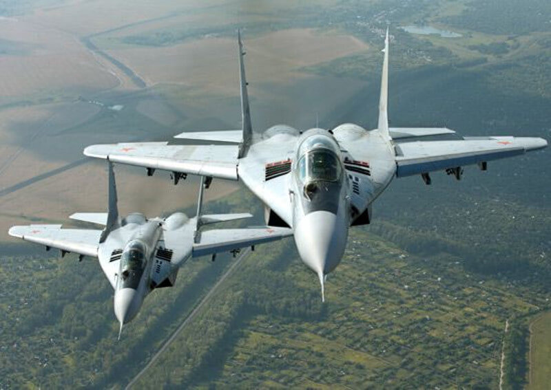 Погледајте како ратна ваздухопловства Русије и Србије бомбардују заједничког непријатеља (видео) Погледајте како ратна ваздухопловства Русије и Србије бомбардују заједничког непријатеља (видео)