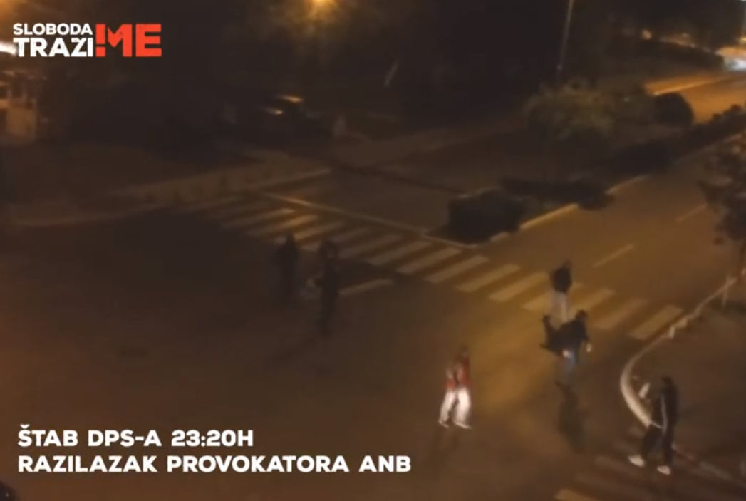 Подгорица: Погледајте како се разилазе Милови батинаши и провокатори пошто су обавили посао! (видео) Подгорица: Погледајте како се разилазе Милови батинаши и провокатори пошто су обавили посао! (видео)