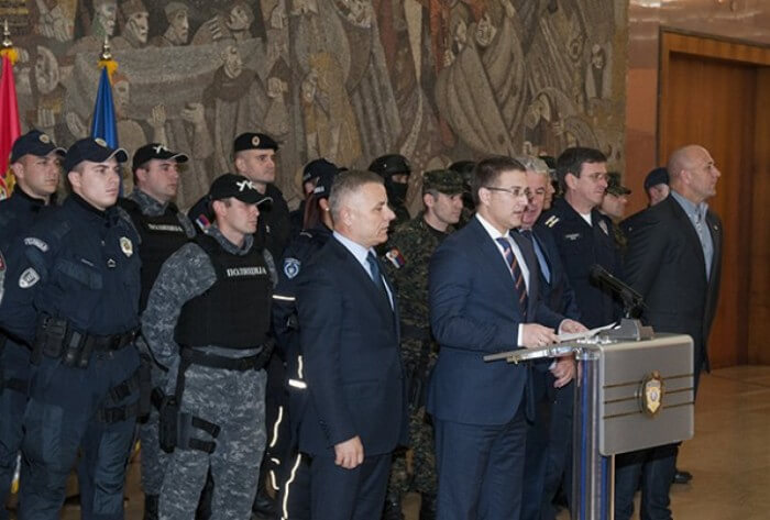 Како су полиграф и Пинкове звезде зауставиле државни удар Како су полиграф и Пинкове звезде зауставиле државни удар
