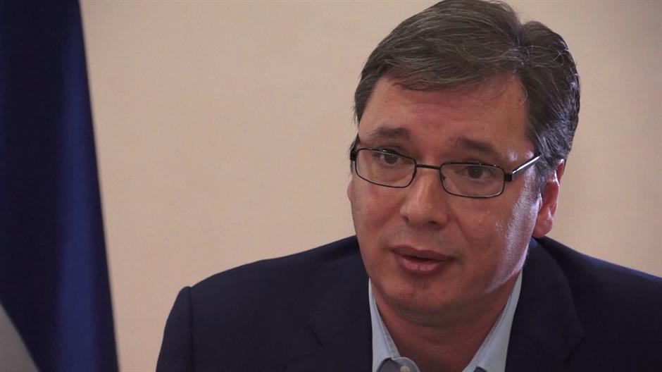 Свемоћни диктатор и "међународно мудо" сакрио се иза мамине сукње и татиног буђелара као да му је седам година Свемоћни диктатор и "међународно мудо" сакрио се иза мамине сукње и татиног буђелара као да му је седам година