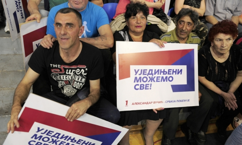 Глава у песку, а гузица гола! Глава у песку, а гузица гола!