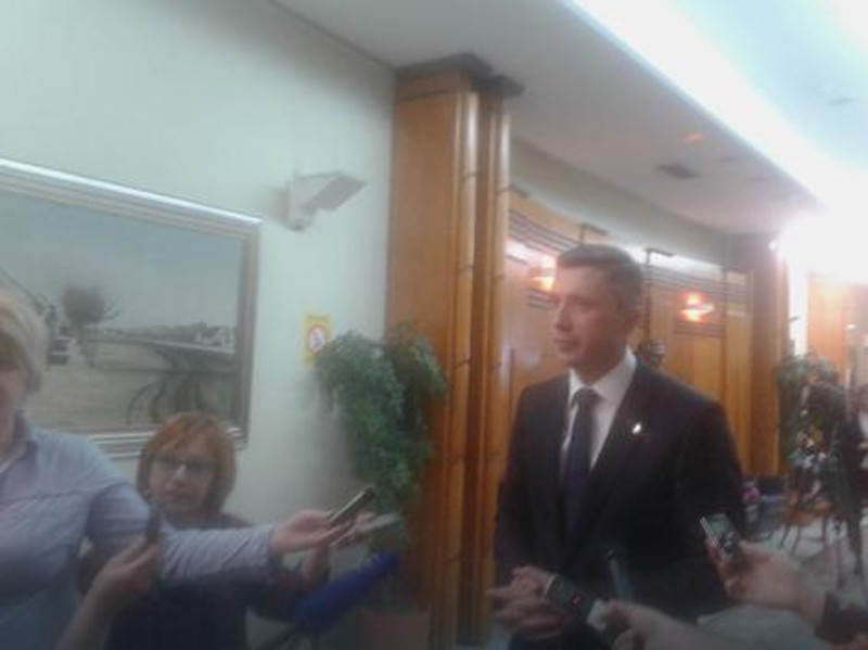Бошко Обрадовић: Нашли смо бројне неправилности са бирачких места на КиМ када смо проверили записнике и гласачке листиће Бошко Обрадовић: Нашли смо бројне неправилности са бирачких места на КиМ када смо проверили записнике и гласачке листиће