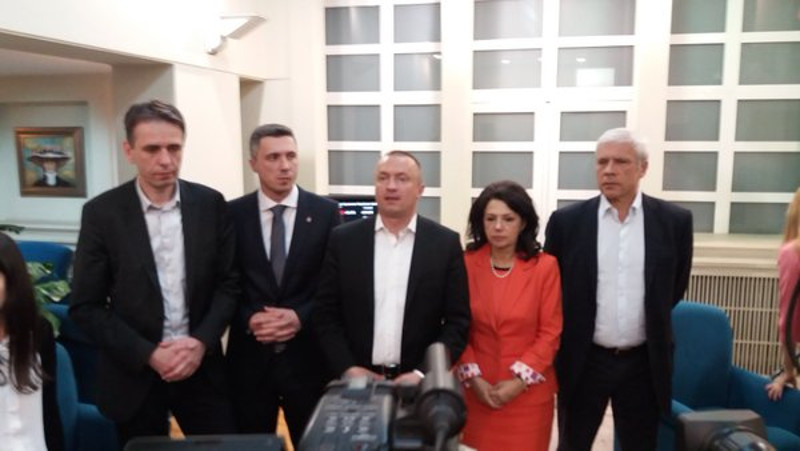 ОПОЗИЦИЈА У РИК-у "Хоћемо записнике, нећемо дозволити крађу гласова" ОПОЗИЦИЈА У РИК-у "Хоћемо записнике, нећемо дозволити крађу гласова"