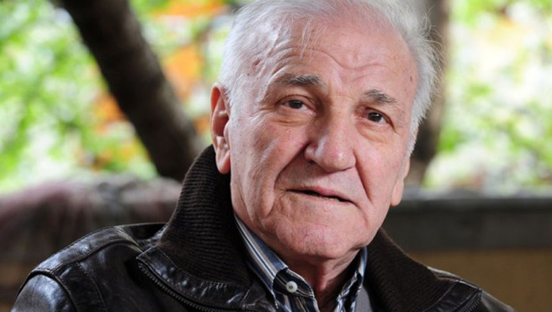 Велимир Бата Живојиновић - ИН МЕМОРИАМ Велимир Бата Живојиновић - ИН МЕМОРИАМ