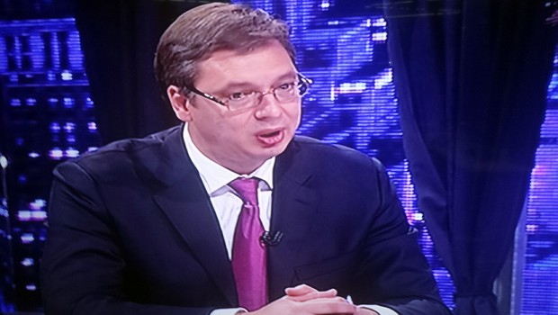 У Јури тероришу раднике а ти Вучићу као највећи нерадник у Србији браниш терористе У Јури тероришу раднике а ти Вучићу као највећи нерадник у Србији браниш терористе