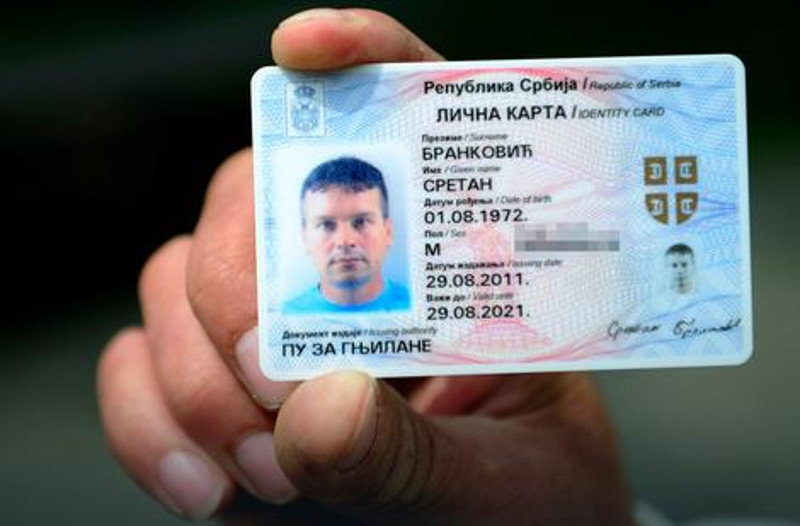 Сретан Бранковић, кога Вучић користи као праван за крађу избора на КиМ, није уписан у бирачки списак и није ни могао да гласа Сретан Бранковић, кога Вучић користи као праван за крађу избора на КиМ, није уписан у бирачки списак и није ни могао да гласа