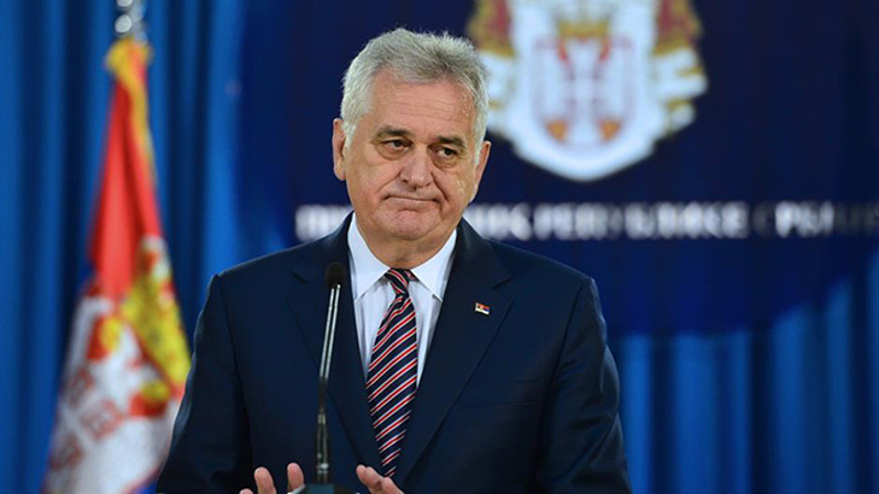 Потплитање Николића пре трке – зашто? Потплитање Николића пре трке – зашто?