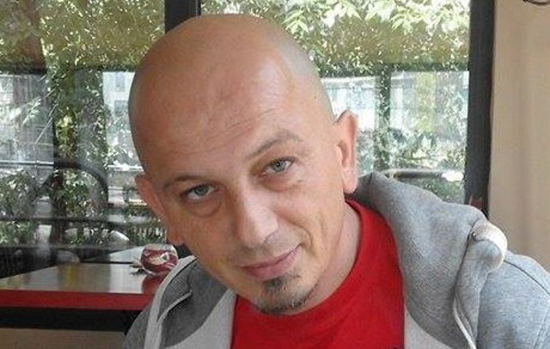Како се Вучићу, упади шиптара вазда поклопе са твојим најавама да се спремају напади на Србе?! Како се Вучићу, упади шиптара вазда поклопе са твојим најавама да се спремају напади на Србе?!