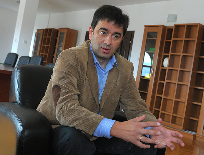 Ситуација у Црној Гори критична, нарко кланови хоће да врате ДПС Ситуација у Црној Гори критична, нарко кланови хоће да врате ДПС