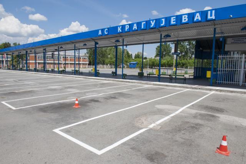 Ласта напушта Крагујевац - пола Шумадије без превоза Ласта напушта Крагујевац - пола Шумадије без превоза