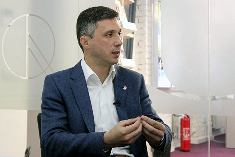 Обрадовић: Тражимо укидање „девизне клаузуле“ за кредите и повратак бивше СДК Обрадовић: Тражимо укидање „девизне клаузуле“ за кредите и повратак бивше СДК