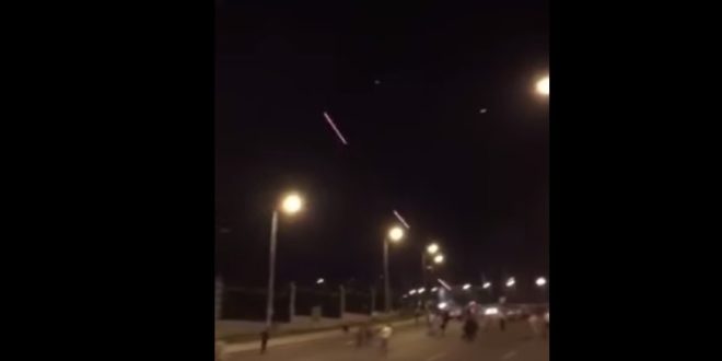 Погледајте како турски војни хеликоптер отвара ватру на цивиле (видео) 1