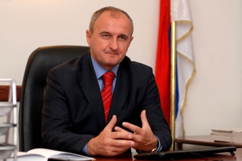 Петар Ђокић: Додик треба да поднесе оставку уколико пристане на одгађање референдума Петар Ђокић: Додик треба да поднесе оставку уколико пристане на одгађање референдума