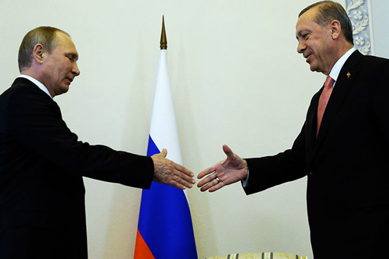 Путин ставио до знања да је Русија спремна да гради и Јужни и Турски ток Путин ставио до знања да је Русија спремна да гради и Јужни и Турски ток