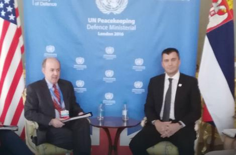 Вучићева напредна банда разоружава Србији, идиоти уништавају "вишкове" муниције а све финансирају Енглези